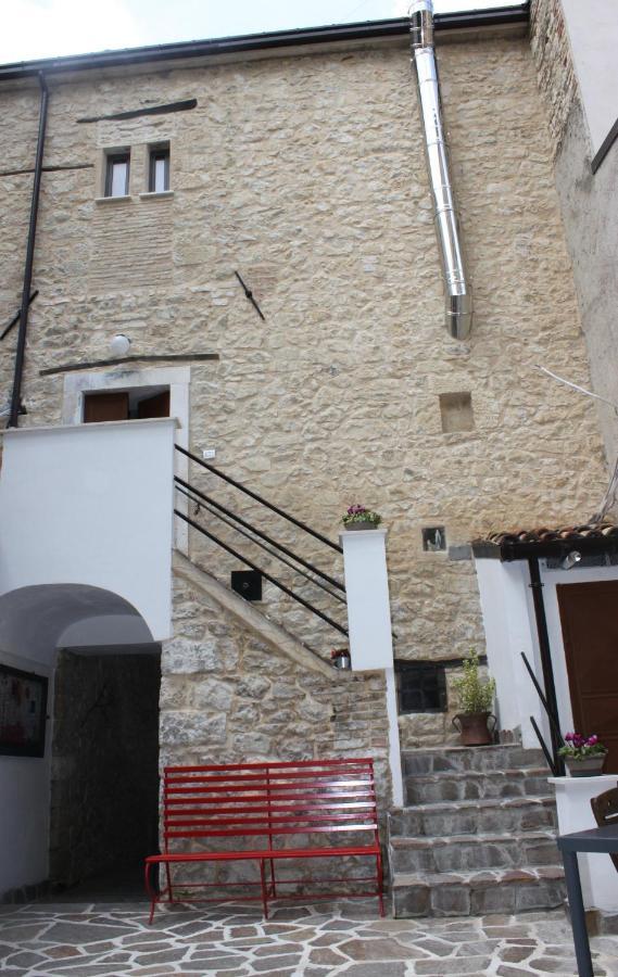 B&B La Casetta Bolognano Exterior foto